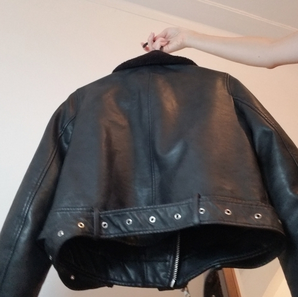 Faux Leather Jacket × Fur Collar🤘 - Picture 3 of 7